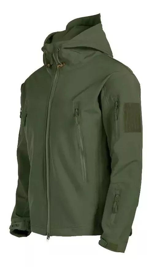 Steel Squadron Softshell Militar - Aventura y estilo